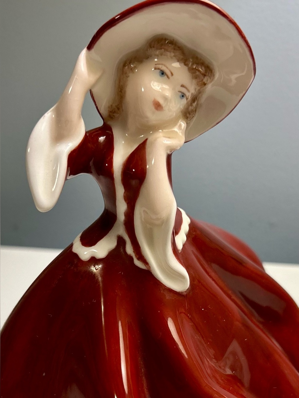 Vintage Japanese Porcelain Lady Figurine 
6” Burgundy Dress Mid- Century